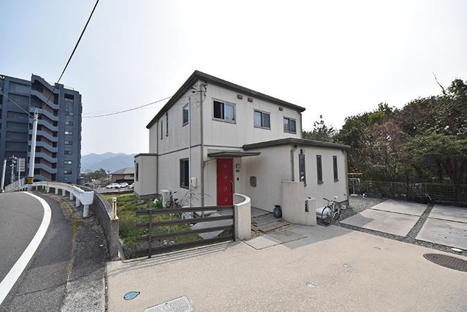 5LDK house in Hatsukaichi, Hiroshima - Photo 1