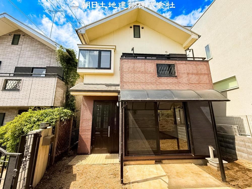 Recently Renovated 3LDK House Available for Viewing - Photo 1