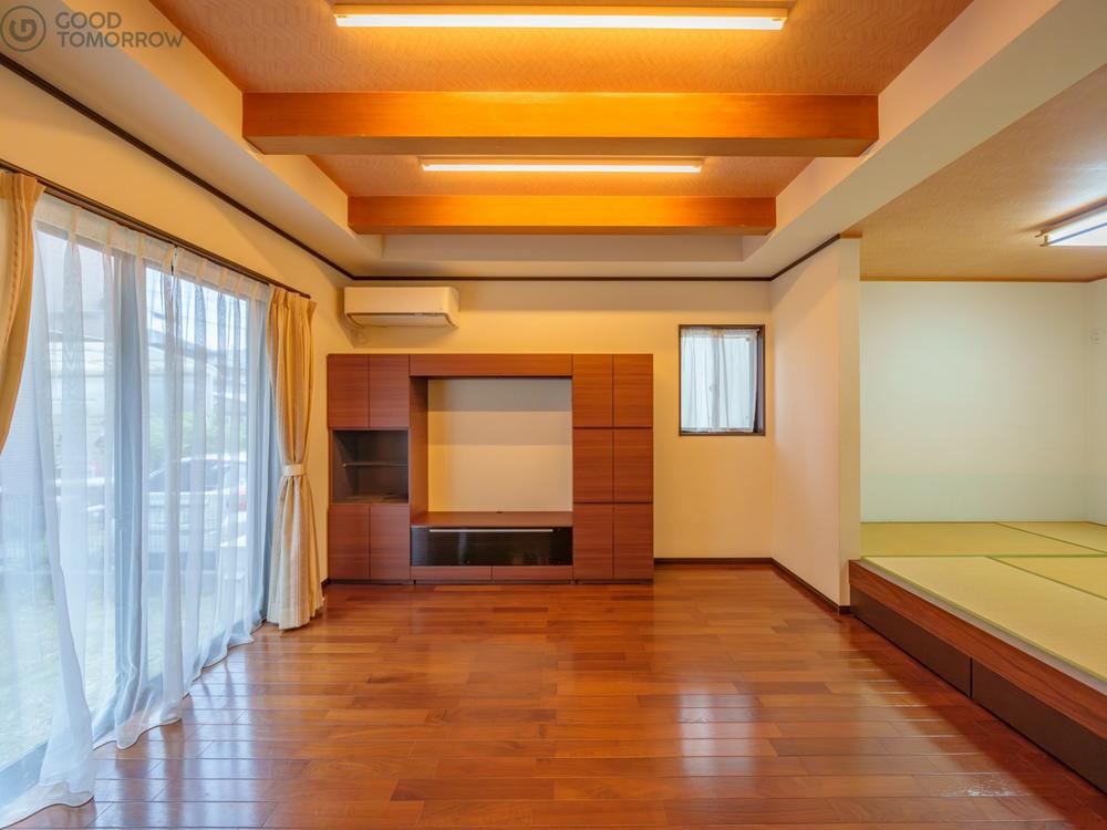 5LDK house in Asaminami Ward, Hiroshima - Photo 1