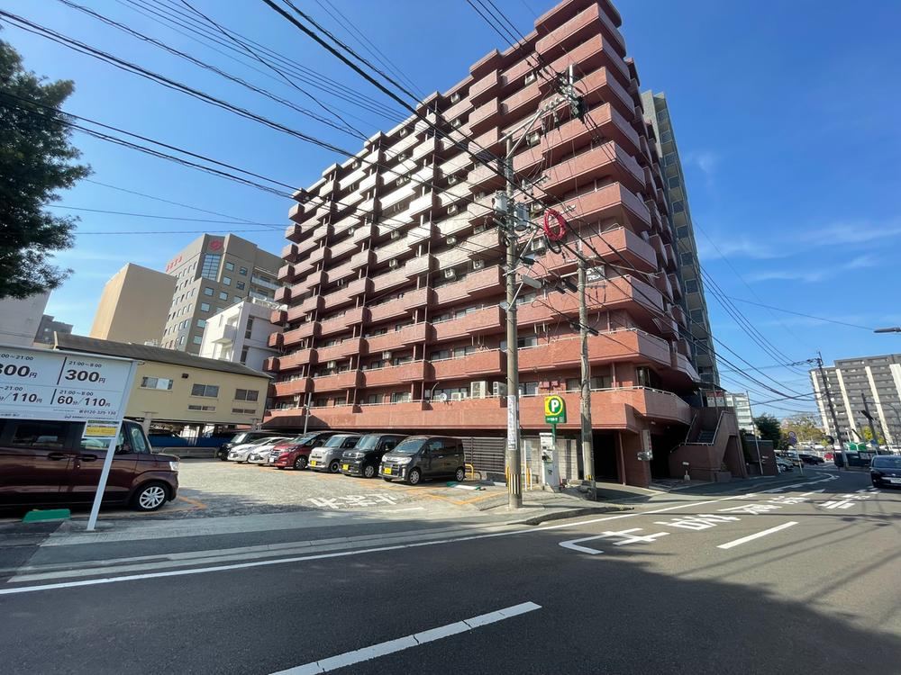 3LDK apartment in Chuo Ward, Kumamoto - Photo 1