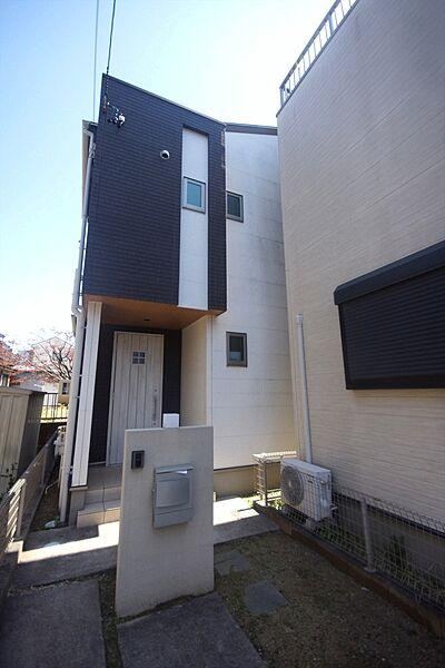 2LDK house in Minami Ward, Nagoya, Aichi - Photo 1