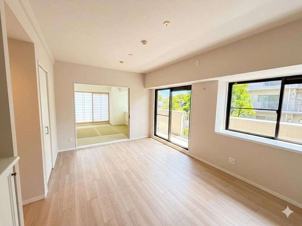 3LDK apartment in Higashi Ward, Hiroshima - Photo 1