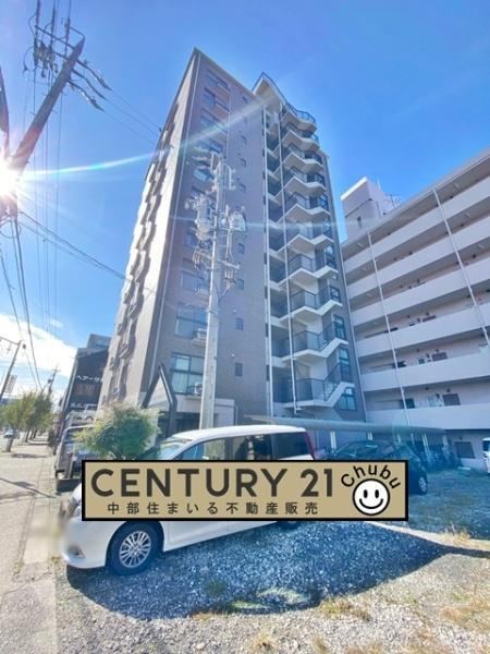 4LDK apartment in Toyota, Aichi - Photo 1