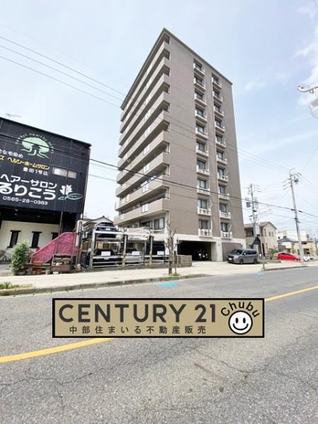 3LDK apartment in Toyota, Aichi - Photo 1
