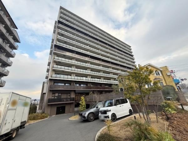 3LDK apartment in Habikino, Osaka - Photo 1