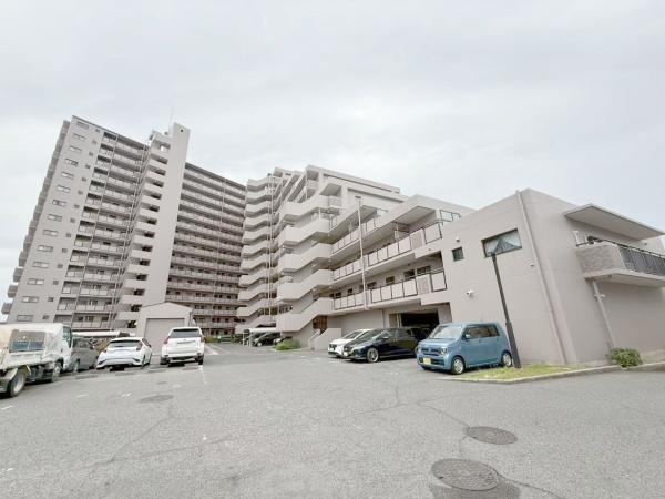 2LDK apartment in Kita Ward, Sakai, Osaka - Photo 1