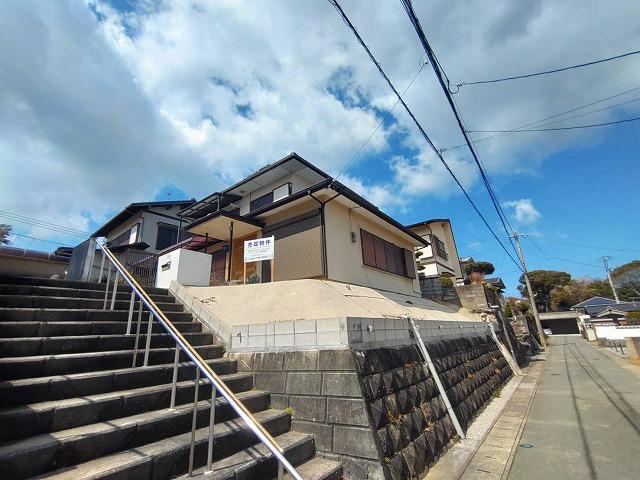 6DK+S house in Fukutsu, Fukuoka - Photo 1