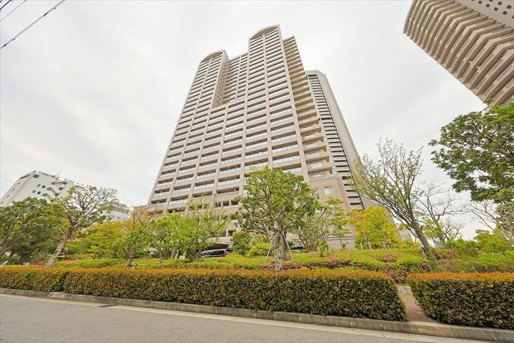 1LDK apartment in Kita Ward, Osaka - Photo 1