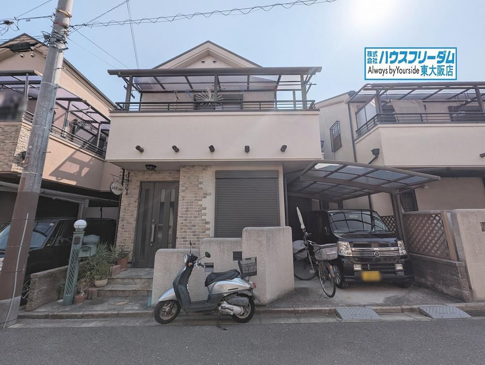 4LDK house in Higashiosaka, Osaka - Photo 1
