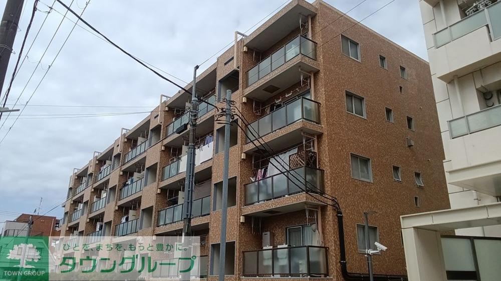 2DK apartment in Nerima Ward, Tokyo - Photo 1