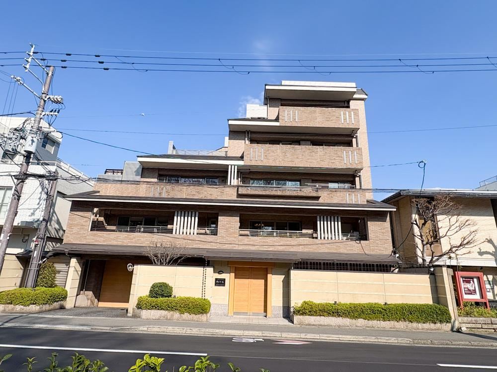 3LDK apartment in Kamigyo Ward, Kyoto - Photo 1