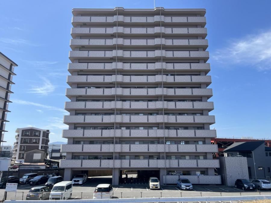 3LDK apartment in Oita, Oita - Photo 1