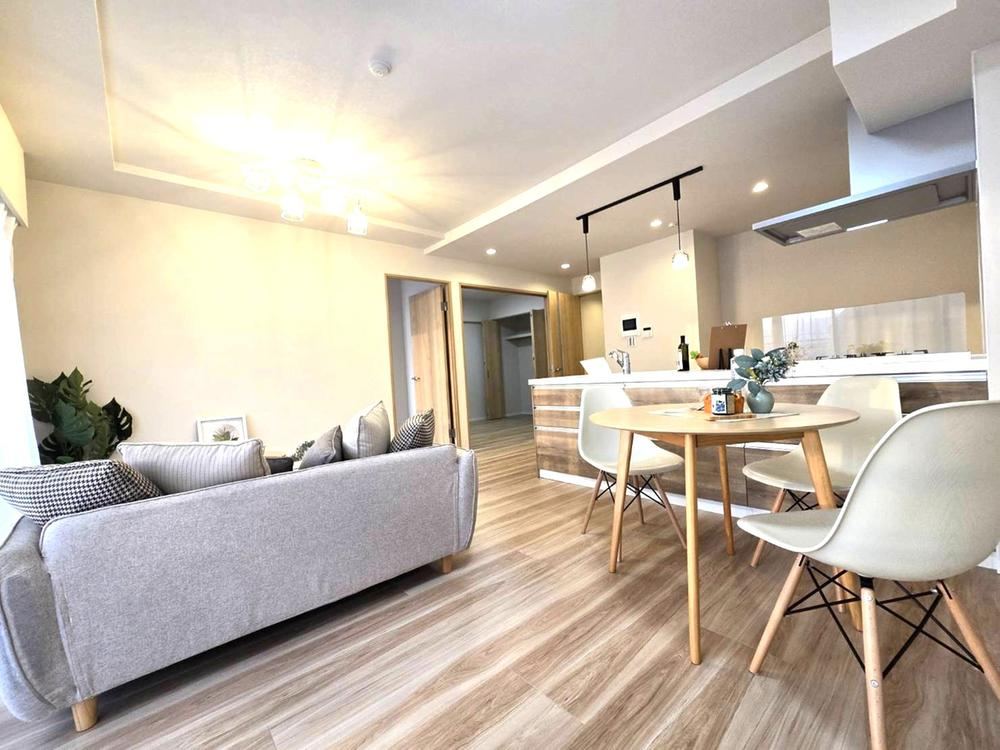 4LDK apartment in Kasuga, Fukuoka - Photo 1