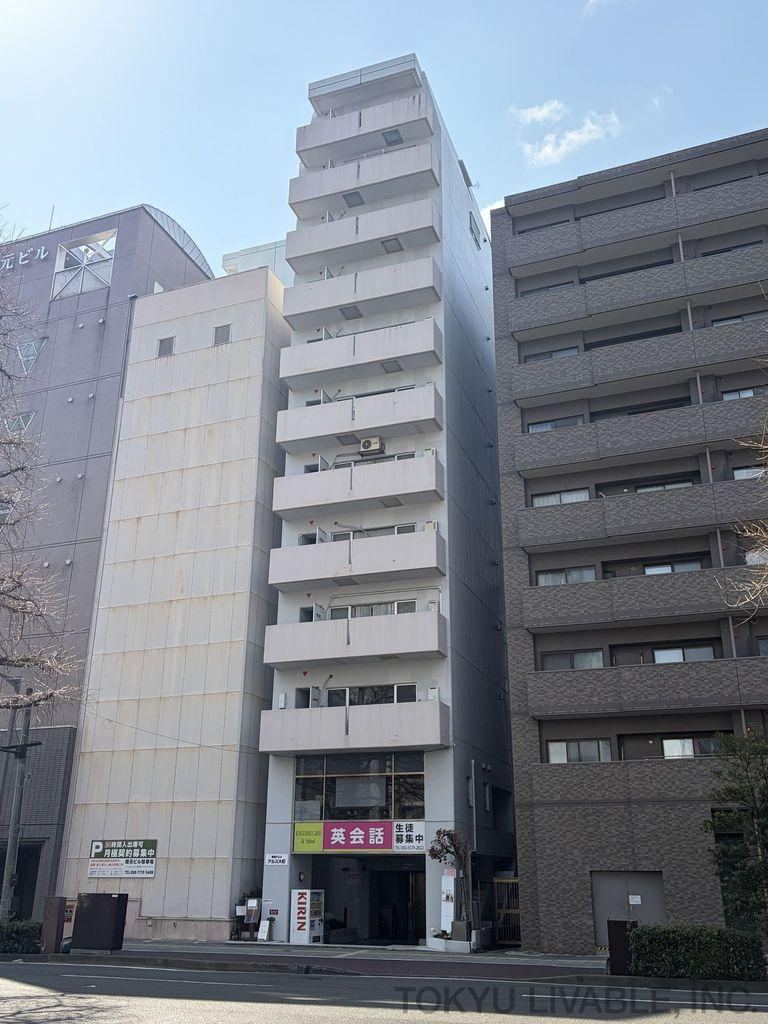 studio apartment in Aoba Ward, Sendai, Miyagi - Photo 1
