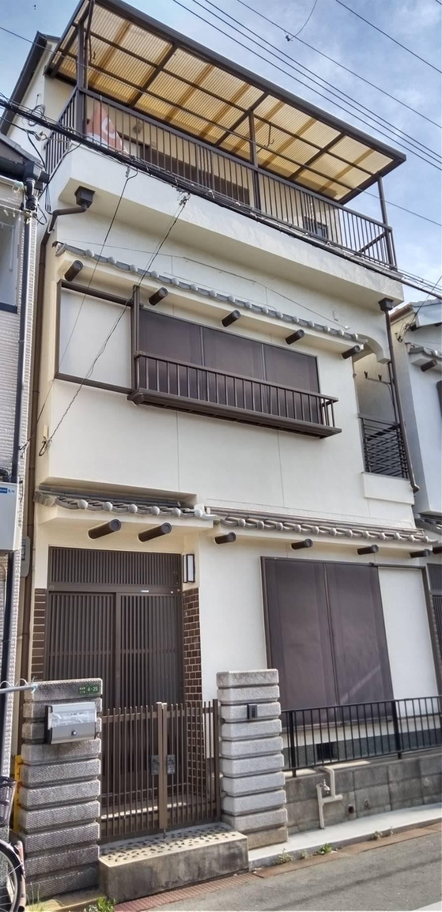4LDK house in Joto Ward, Osaka - Photo 1