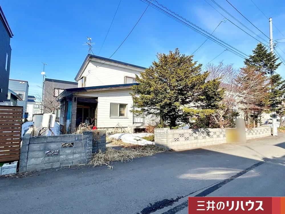 347 m² land in Kita Ward, Sapporo, Hokkaido - Photo 1