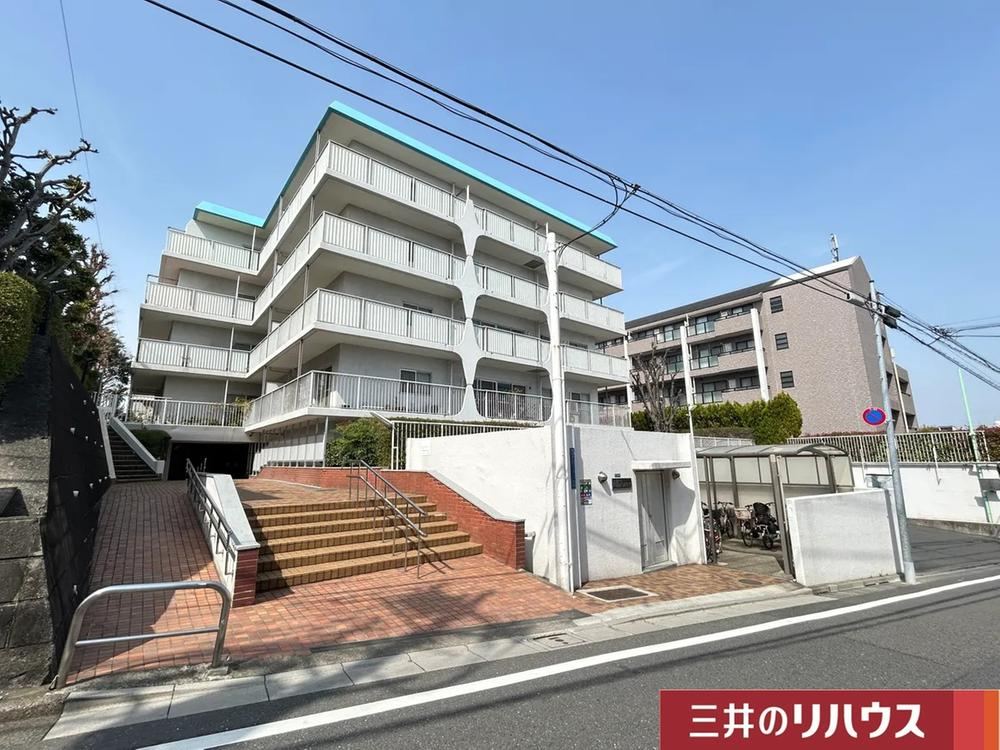 3LDK apartment in Ota Ward, Tokyo - Photo 1