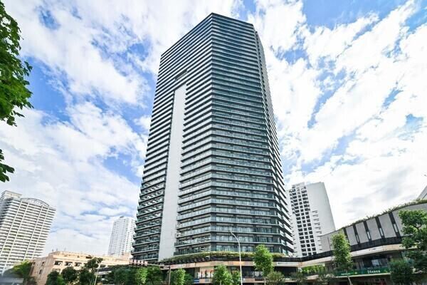 3LDK apartment in Minato Ward, Tokyo - Photo 1