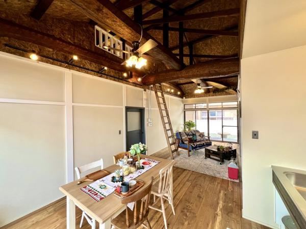 4LDK house in Izumisano, Osaka - Photo 1
