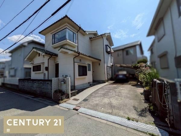 5DK house in Wakayama, Wakayama - Photo 1