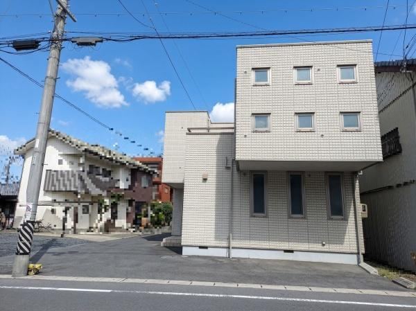 5LDK+S house in Tajimi, Gifu - Photo 1