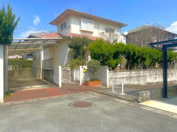 4LDK house in Koshi, Kumamoto - Photo 1