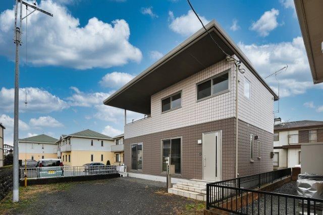 3LDK house in Ota, Gunma - Photo 1