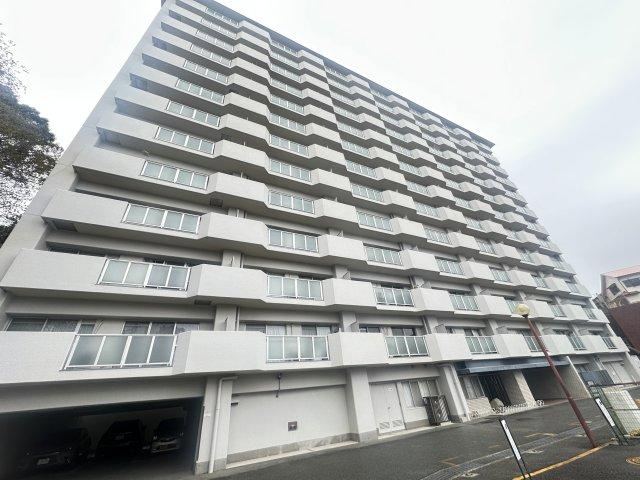 2LDK apartment in Takarazuka, Hyogo - Photo 1