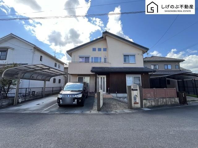 4LDK house in Konan, Shiga - Photo 1