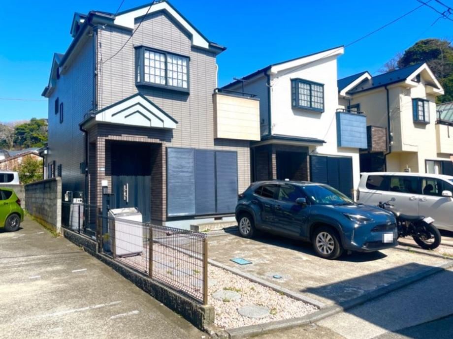 Spacious 4DK Home in Harumi Town, Miura - Photo 1