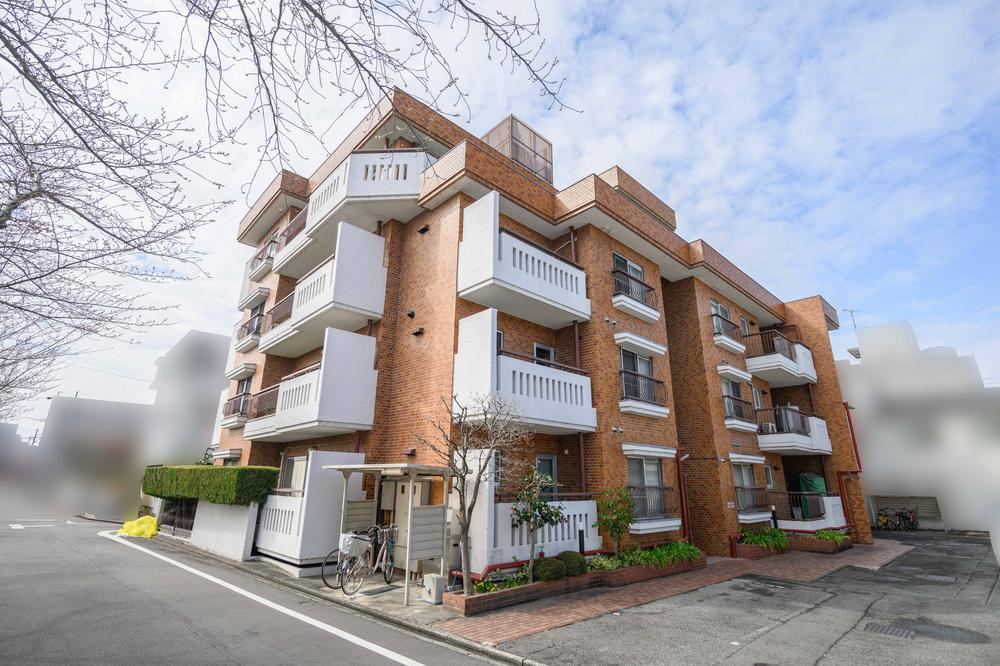 4LDK apartment in Showa Ward, Nagoya, Aichi - Photo 1