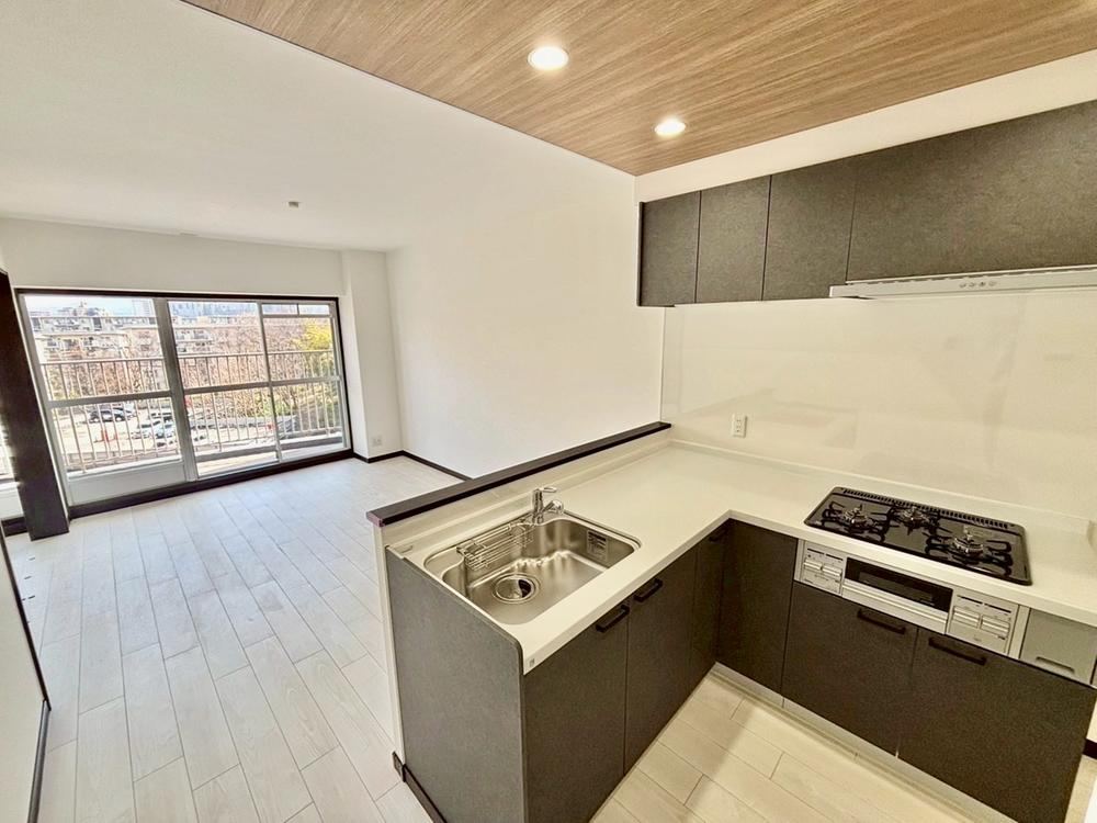 3LDK apartment in Minami Ward, Sakai, Osaka - Photo 1