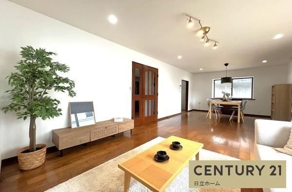 Renovated 4LDK House Near Keikyu Tomioka Station - Photo 1