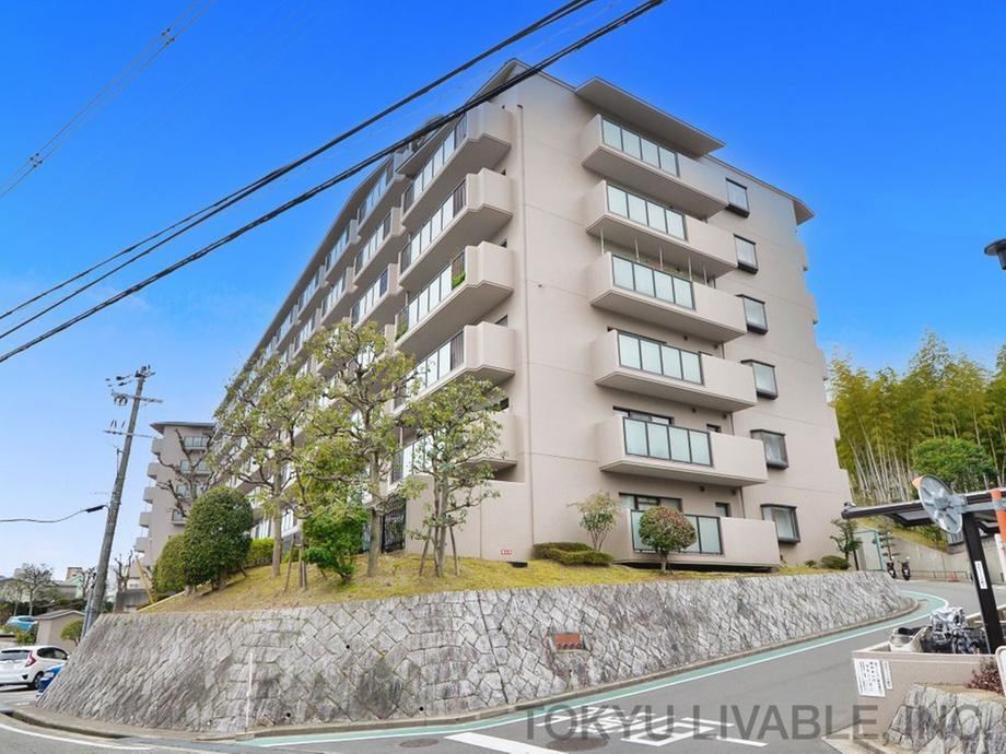 2LDK apartment in Suita, Osaka - Photo 1
