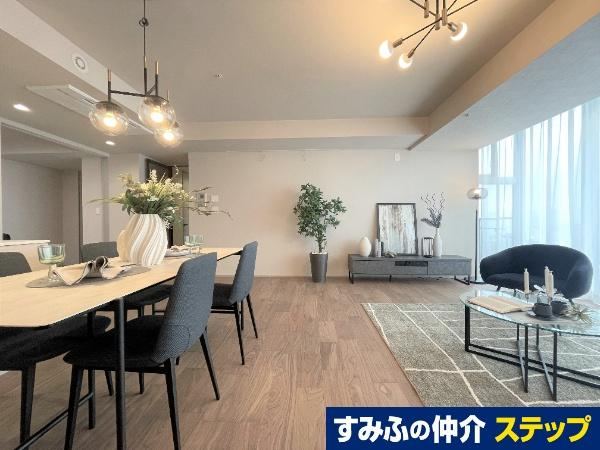 2LDK apartment in Minato Ward, Tokyo - Photo 1