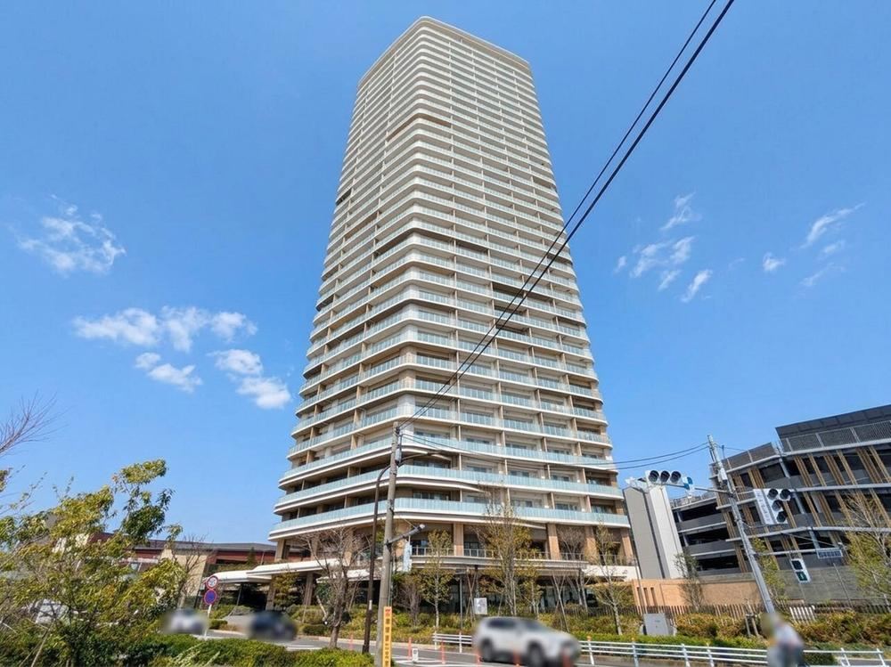 3LDK apartment in Machida, Tokyo - Photo 1