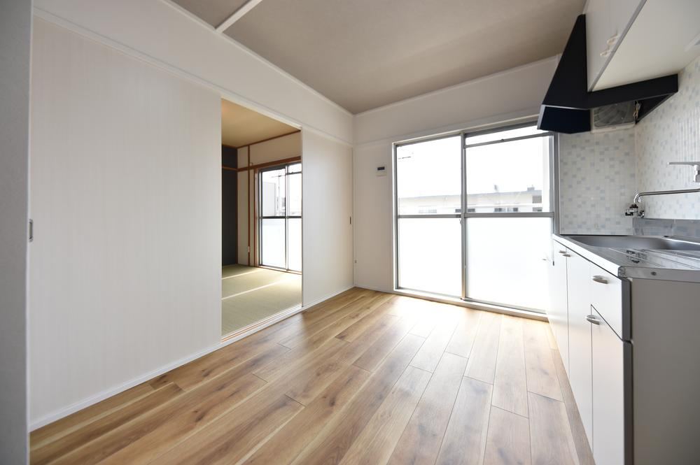 3DK apartment in Nishinomiya, Hyogo - Photo 1