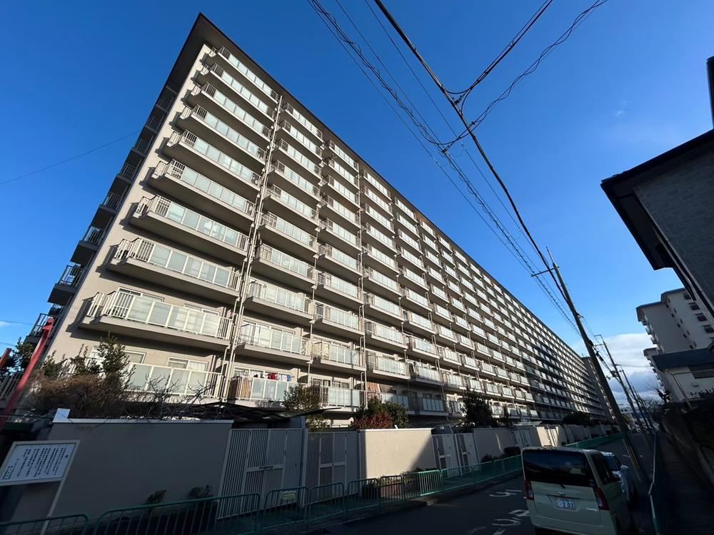 2LDK apartment in Ibaraki, Osaka - Photo 1