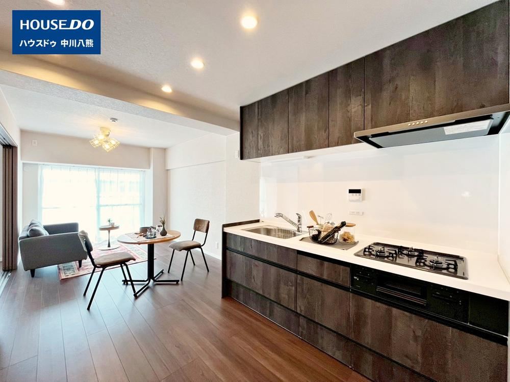 2LDK+S apartment in Minato Ward, Nagoya, Aichi - Photo 1