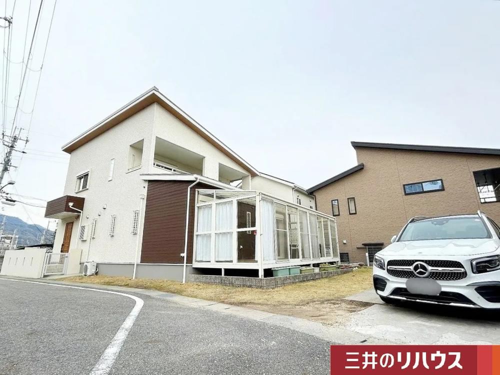 4LDK house in Otsu, Shiga - Photo 1
