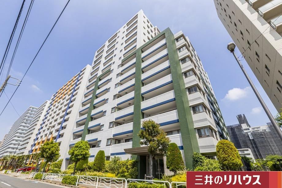 3LDK apartment in Koto Ward, Tokyo - Photo 1