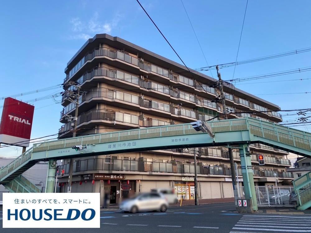 2LDK apartment in Neyagawa, Osaka - Photo 1