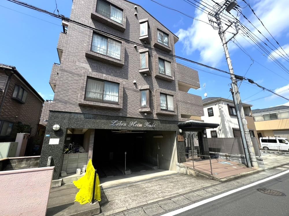 3DK apartment in Kuki, Saitama - Photo 1