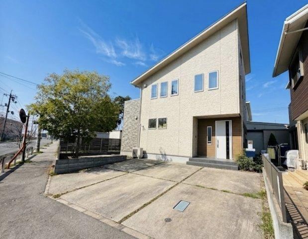 4LDK+2S house in Fukuyama, Hiroshima - Photo 1