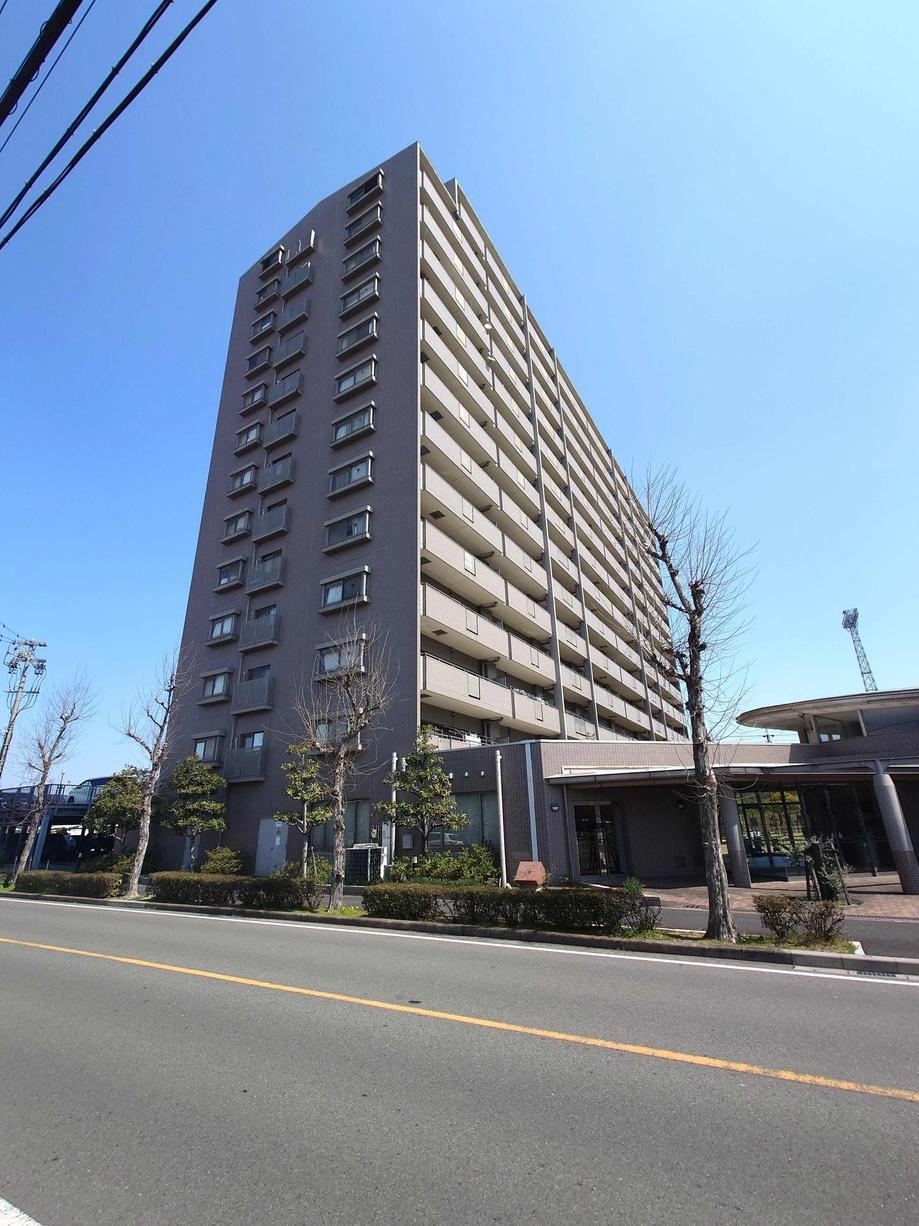 3LDK apartment in Nakagawa Ward, Nagoya, Aichi - Photo 1