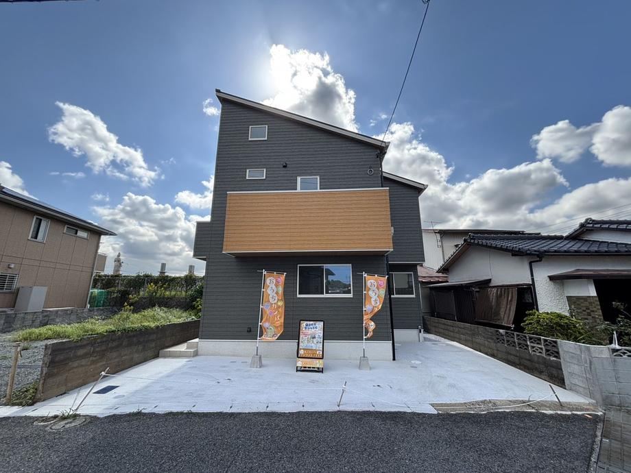 3LDK house in Kokuraminami Ward, Kitakyushu, Fukuoka - Photo 1