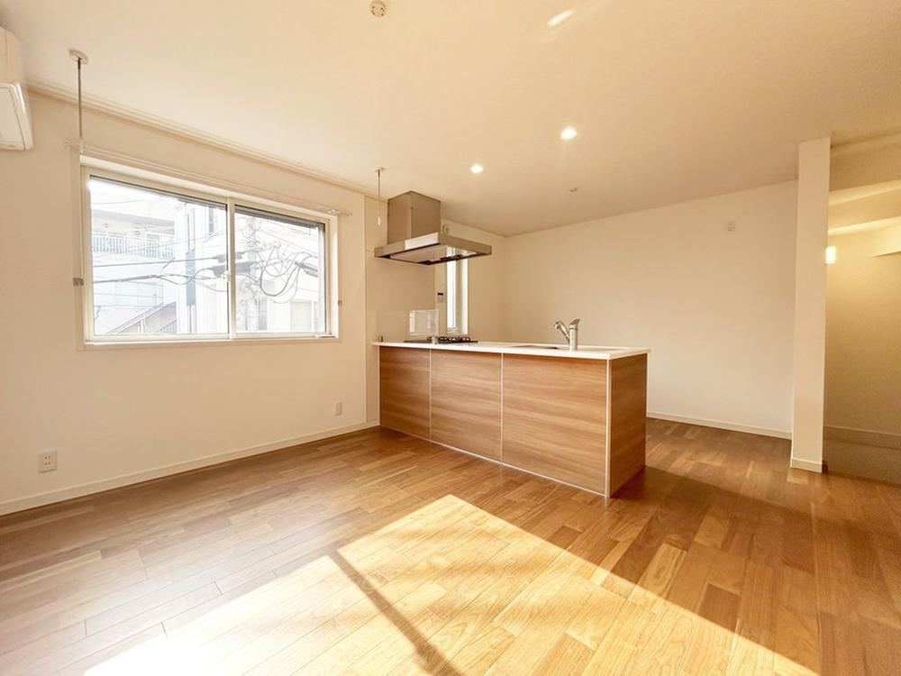 Newly Built 3LDK House Near Nishinippori - Photo 1