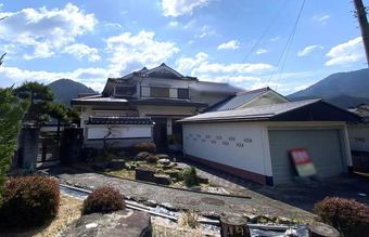 8DK+S house in Yabu