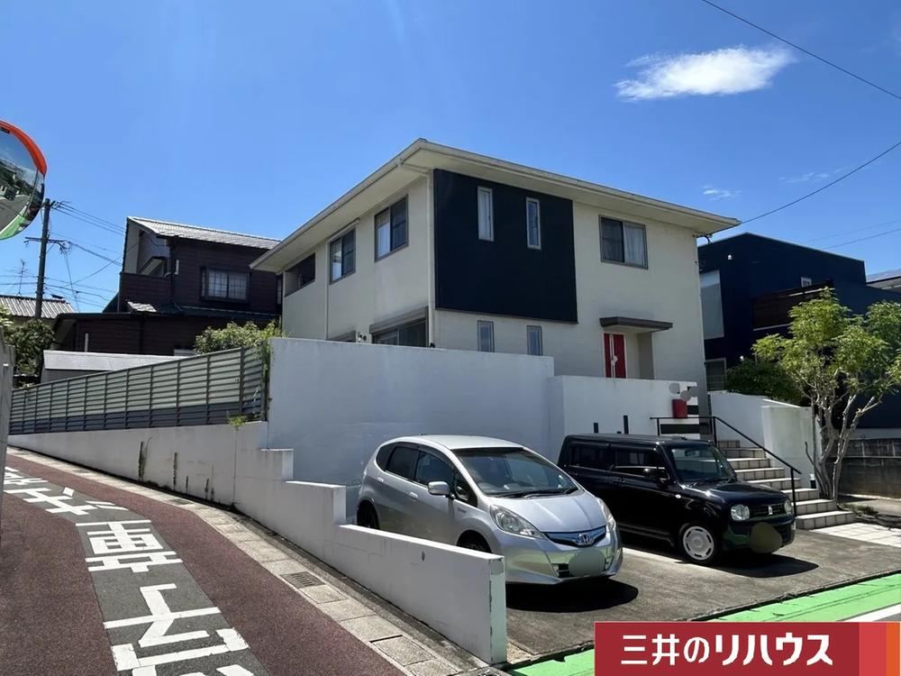 4LDK+S house in Nishi Ward, Fukuoka - Photo 1
