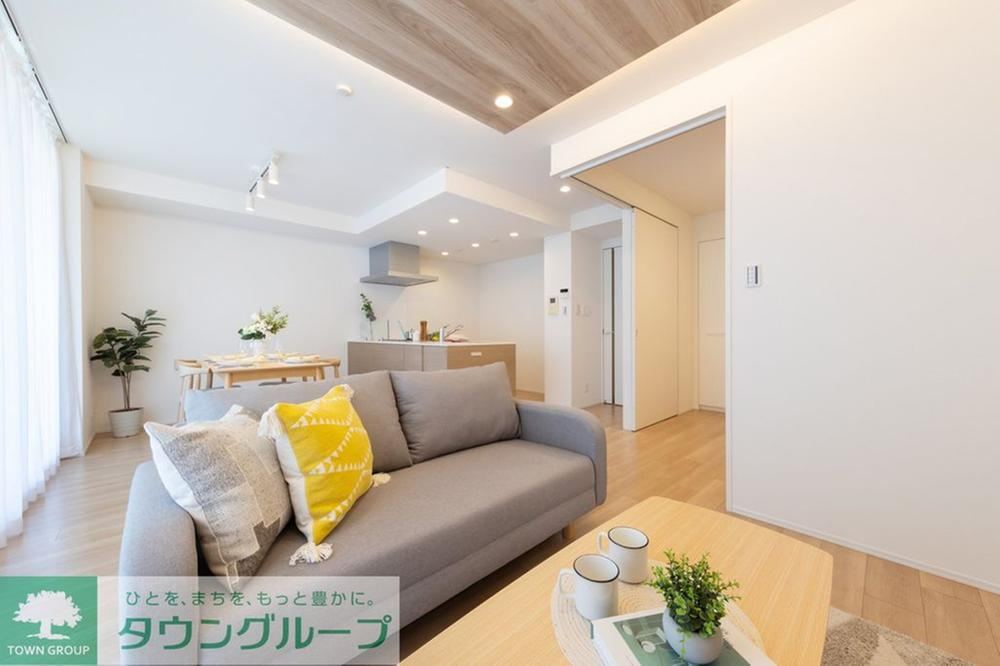 3LDK apartment in Konan Ward, Yokohama, Kanagawa - Photo 1